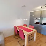 Bergquell Haus D * Blatten bei Naters